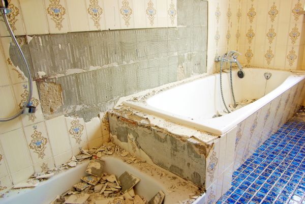 Bathtub Demolition in Lancaster