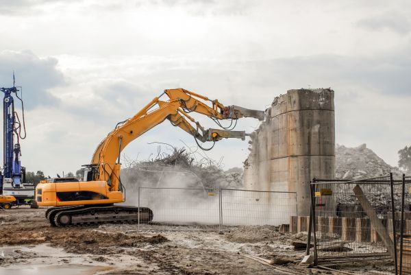 Silo Demolition in Lancaster